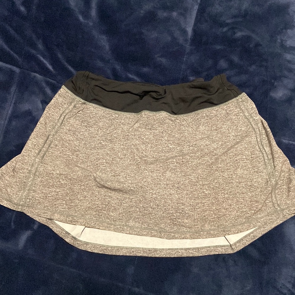 Lululemon Tennis Skirt - Size 8 Tall